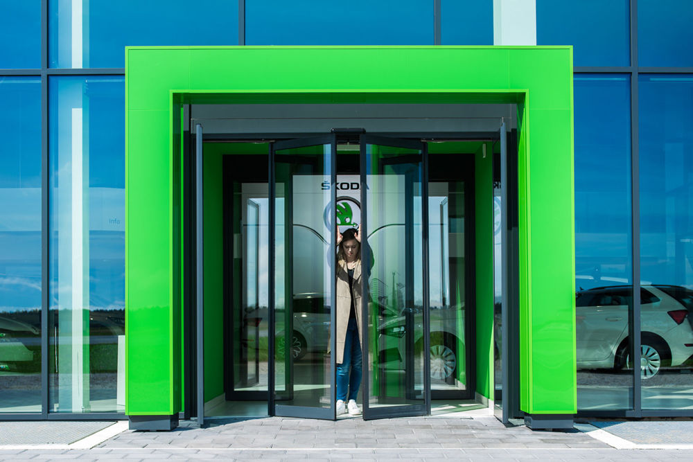 عملکرد انواع درب های اتوماتیک